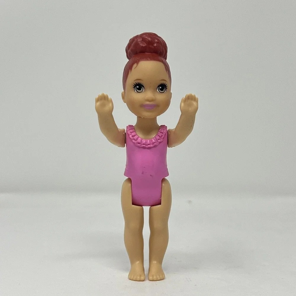 Mixed Lot of 6 Kids Toys/figures  Kelly Mattel, ana, tom-tom coco melon and etc.
